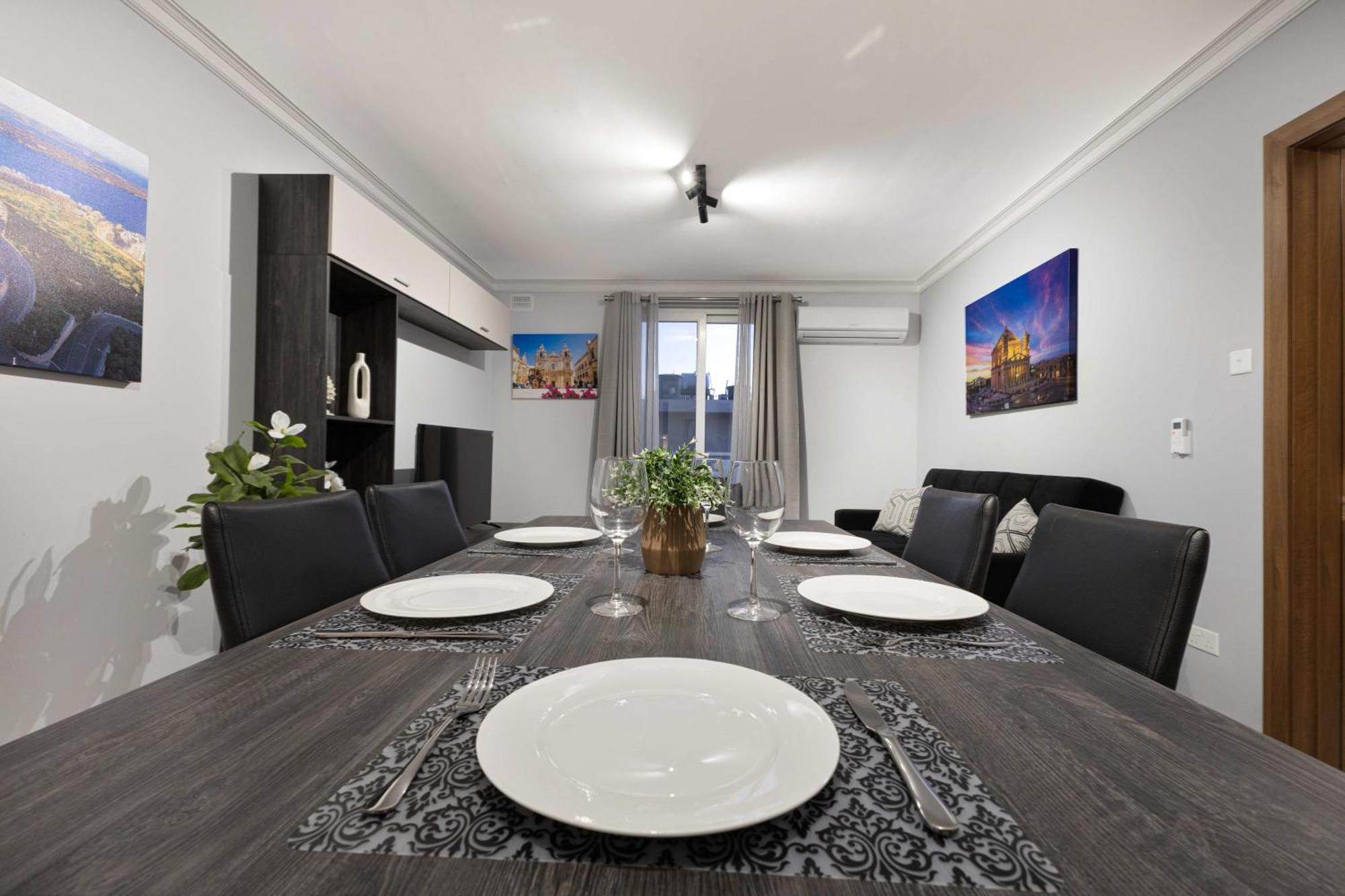 Luxurious & Spacious 2Bd Accomodation At The Podium - Yacht Marina Area, Close To Valletta Msida Bagian luar foto